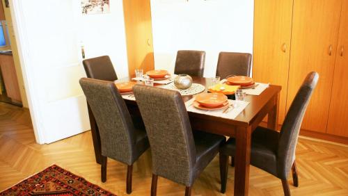 Predel za sedenje v nastanitvi SuperCentral Apartment