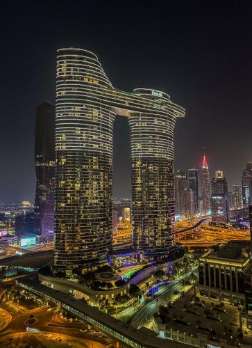 Dubai Mall Direct Connection Apartment - Burj Vista