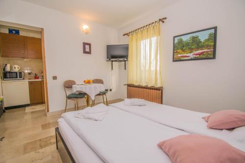 Apartments Grand & Plav in Krk