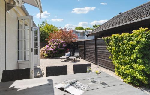 Zahrada ubytování 3 Bedroom Gorgeous Home In Gilleleje