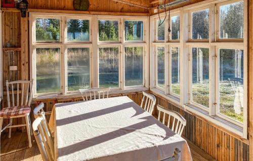 Φωτογραφία από το άλμπουμ του 3 Bedroom Awesome Home In Nybofjäll σε Nybofjäll