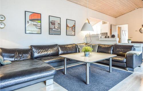 Posezení v ubytování Holiday Home Søren Lassens Vænge In Dnmk