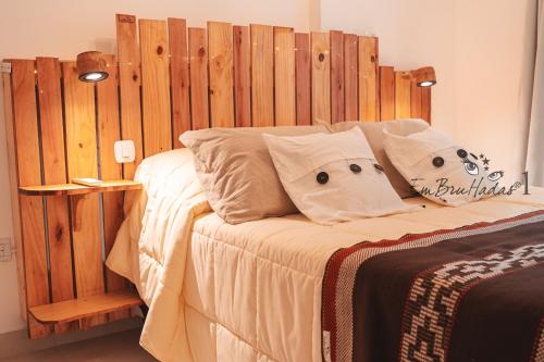 Postel nebo postele na pokoji v ubytování EmBruHadas Yellow