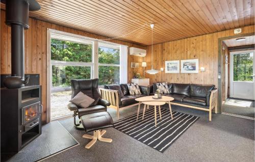 Χώρος καθιστικού στο 3 Bedroom Beautiful Home In Hemmet