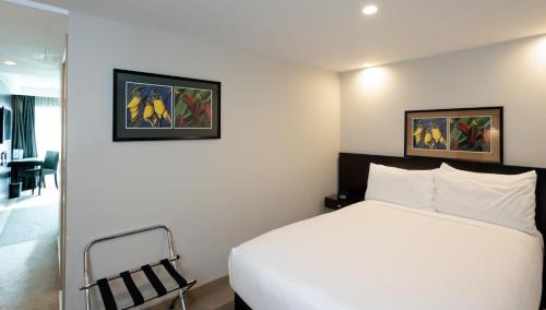 Ένα ή περισσότερα κρεβάτια σε δωμάτιο στο Copthorne Hotel Wellington, Oriental Bay