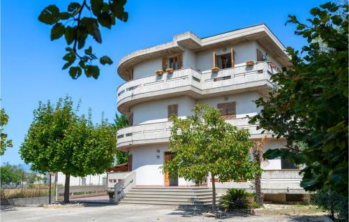 Το κτήριο όπου στεγάζεται  η παραθεριστική κατοικία