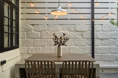 Galería fotográfica de Rosie Home, 4BR opposite One Nimman by Beginning with en Chiang Mai