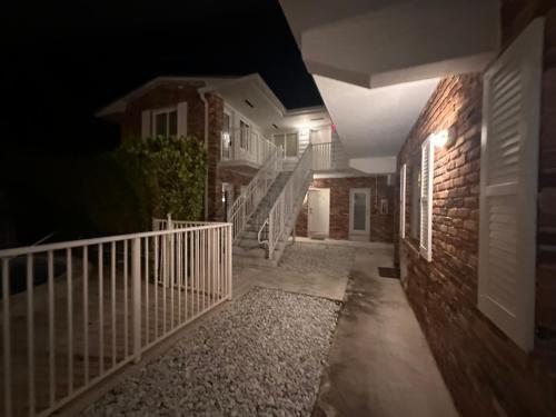 Bangunan di mana terletaknya apartmen