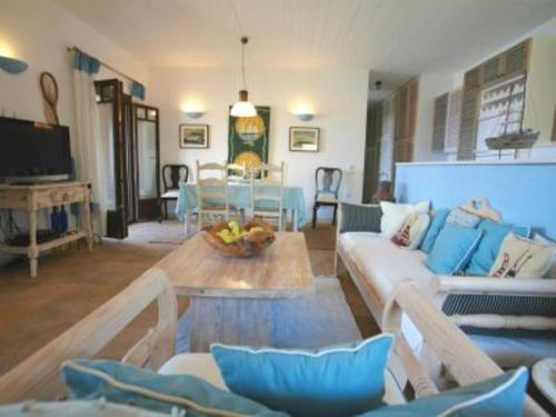 Elegant flat with breathtaking sea view