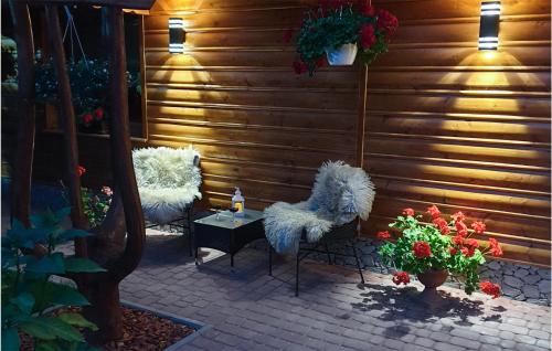 2 Bedroom Stunning Home In Ostrowsko