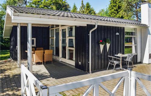 Budova, kde se prázdninový dům nachází