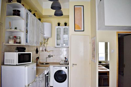 2 Room Home Office-Friendly Apartment 1074 Budapest, Szövetség utca 30 B, ground floor 7. kép - 3