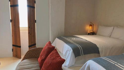 Chill Roof Hotel