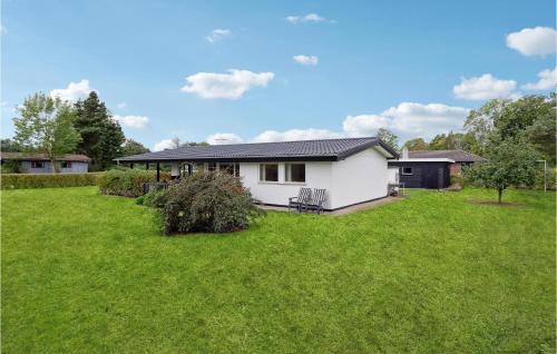 Holiday Home Pilevænget Rudkøbing Xにある庭