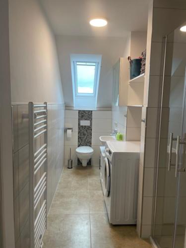 Bilik mandi di Ferienwohnung Westblick