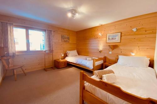 Clarmont 122