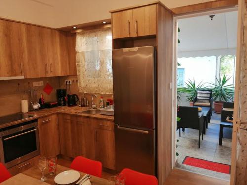 Acropolis Luxe Apartment