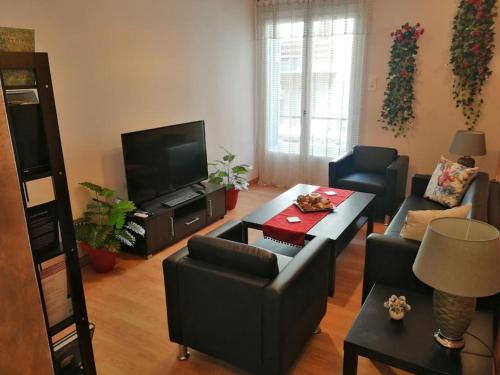Acropolis Luxe Apartment