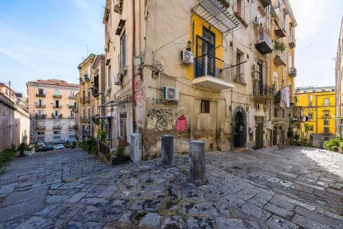 Marcellino Comfort House by NapoliApartments