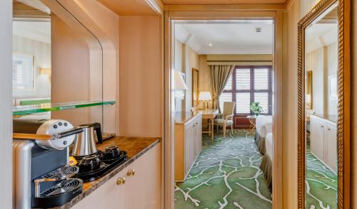 Posezení v ubytování Makkah Hotel
