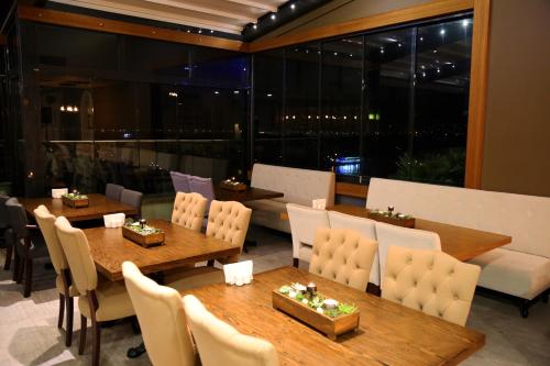 Fotografie z fotogalerie ubytování Pasaport Pier Hotel v destinaci Izmir