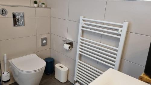 Ванная комната в Exclusives Loft, Klimaanlage, privat Parkplatz, Netflix, Wallbox, DominosPizza