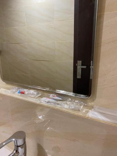 Ένα μπάνιο στο Double Queen Room Formosa Residence by Skyline