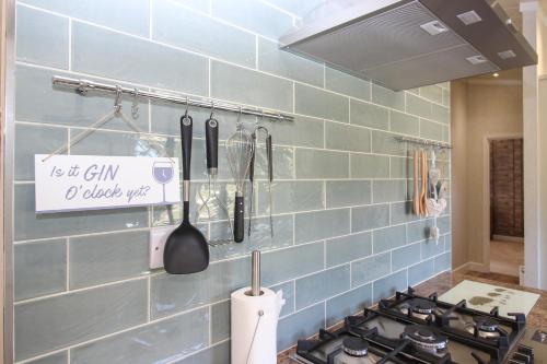 Ảnh trong thư viện ảnh của Hollicarrs - Kingfisher Lodge ở York