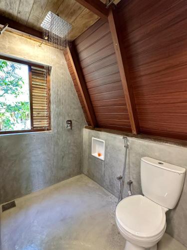 Un baño de Nuga Eden Tangalle