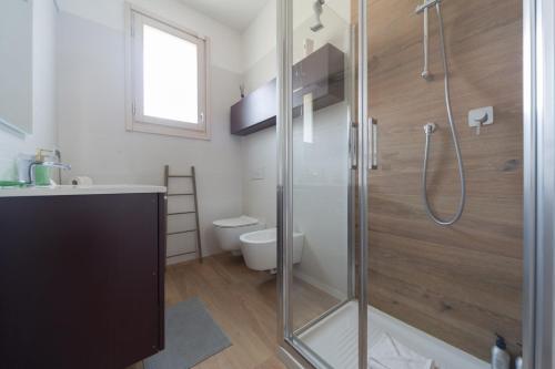 Spacious & Stylish 1-Bedroom Apartment with terrace