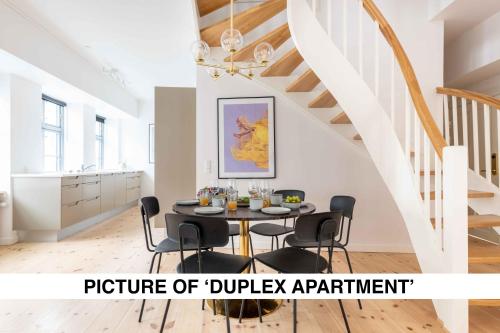 O zonă de relaxare la Central City Apartment on Best Location by Round Tower