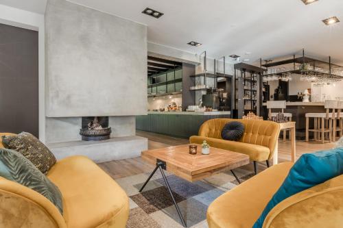 Χώρος καθιστικού στο Hotel Zee Bergen
