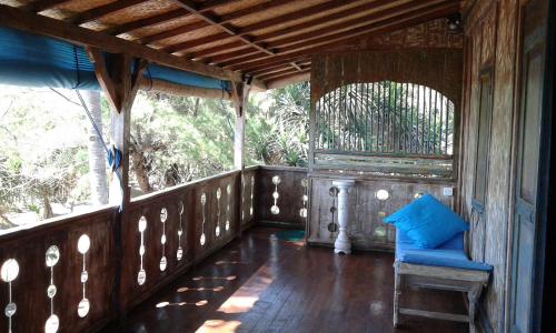 Μπαλκόνι ή βεράντα στο Kai's Beachfront Villa