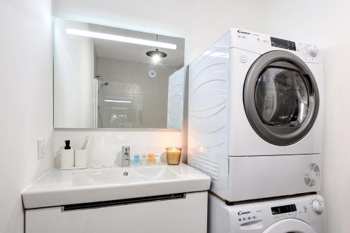 Ένα μπάνιο στο 340 Suite Emile - Superb apartment