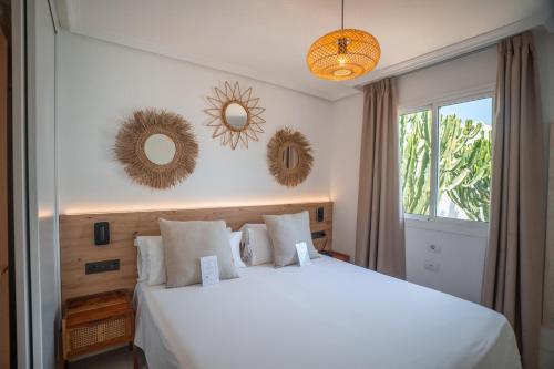 Posteľ alebo postele v izbe v ubytovaní Hotel Arena Beach