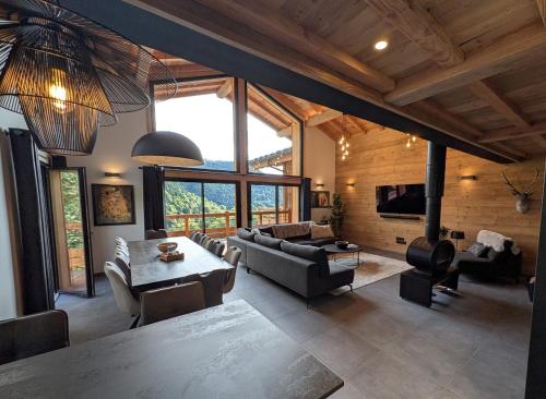 Sophisticated, Relaxed Chic - Chalet Sika