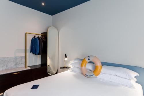 Riva Roomsにあるベッド