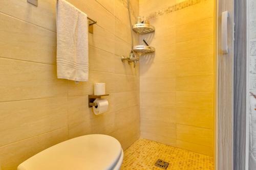 Photo de la galerie de l'établissement NEW Studio Champs Elysées 2PAX, à Paris