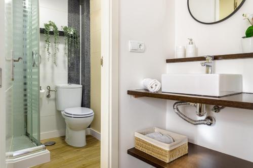 Comedias I & old town by ELE Apartments
