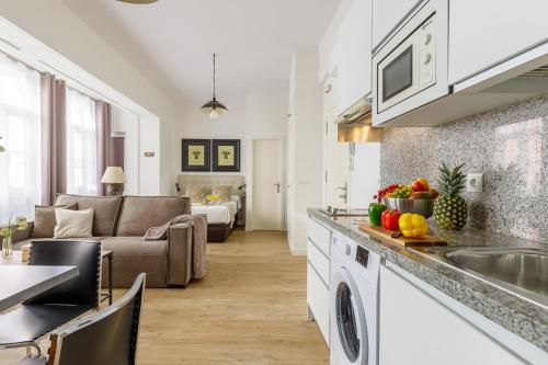Comedias I & old town by ELE Apartments