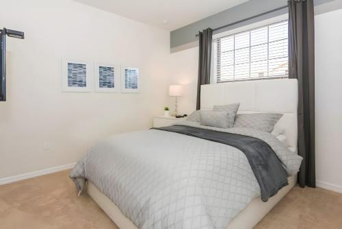 5BR Home w Pool - Windsor at Westside 8890GC photo 12