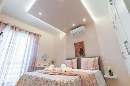 Golden Angel - Elegant Apartment in Egaleo-Athens