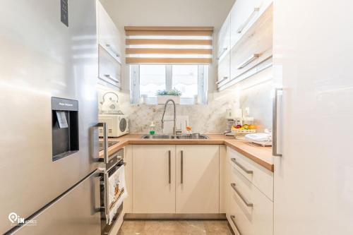 Golden Angel - Elegant Apartment in Egaleo-Athens