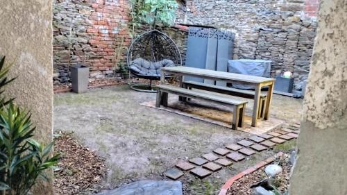 Gallery image of Studio Chambre double RDC in Chazelles-sur-Lyon