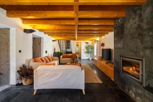 Χώρος καθιστικού στο Peaceful Escape in Serra da Arga by Soulplaces