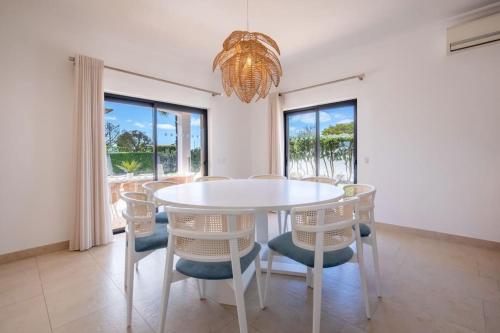 Paradise Beach Villa by Blue Diamond 18