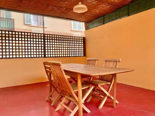 Appartement terrasse centre,