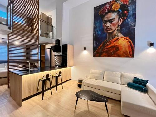 Kuchyňa alebo kuchynka v ubytovaní WeRentVLC - Amazing Duplex Loft 2 bdrm