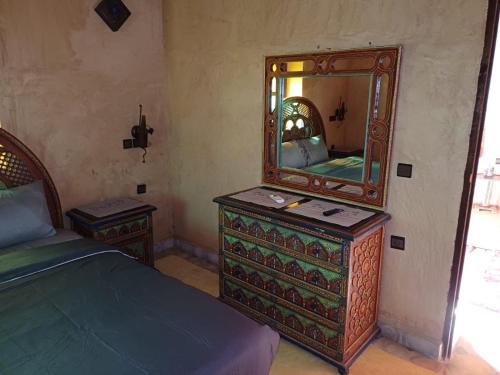 Un ou plusieurs lits dans un hébergement de l'établissement Riad Heermans