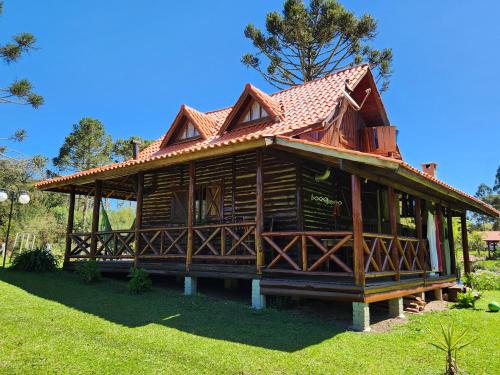 Taman di luar Pousada Recanto dos Pôneis Rio Rufino Urubici